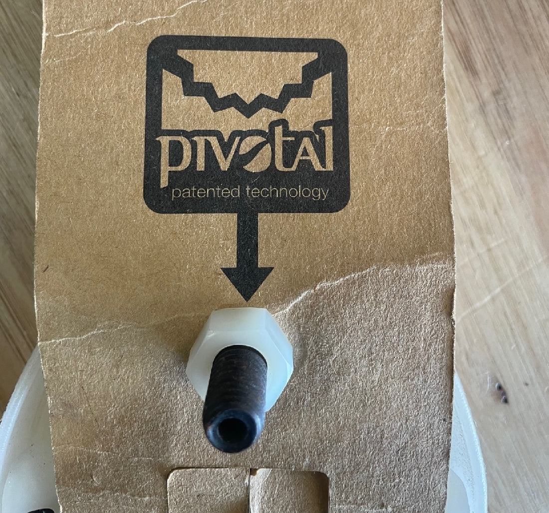 Odyssey Chameleon Senior 2 Pivotal Bmx Saddle